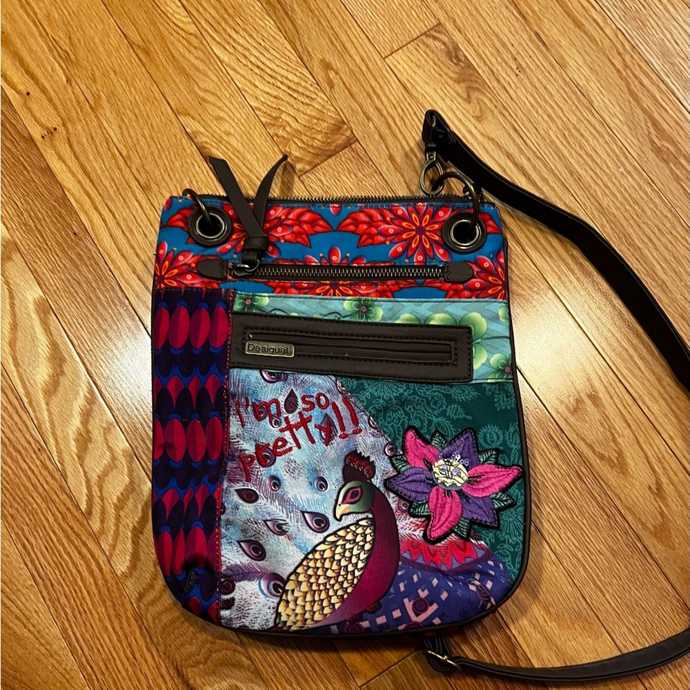 Great condition Desigual handbag